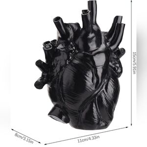 Black Anatomical Heart Vase